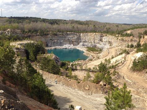 As an advocate of environmental stewardship within the larger aggregates industry, Hays Quarry uses a dust-suppression system for the processing plant that helps keep dust to a minimum. . Quary near me